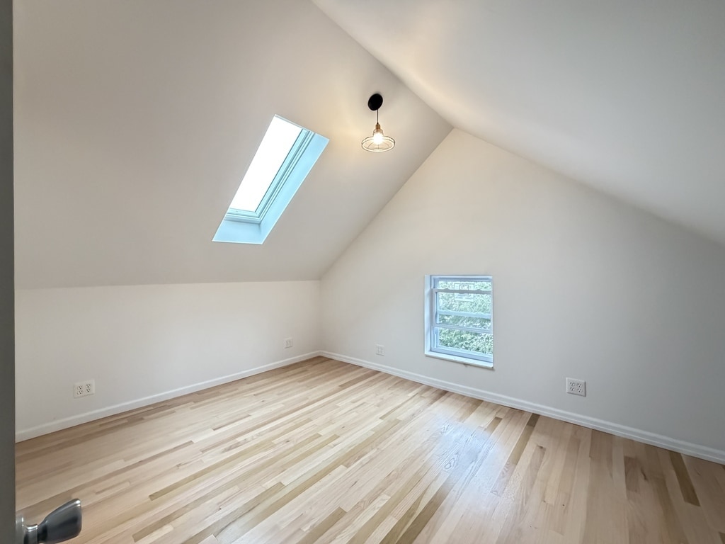 Building Photo - 1401 N Bosworth Ave