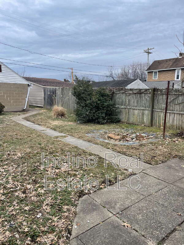 Building Photo - 1511 Scott St