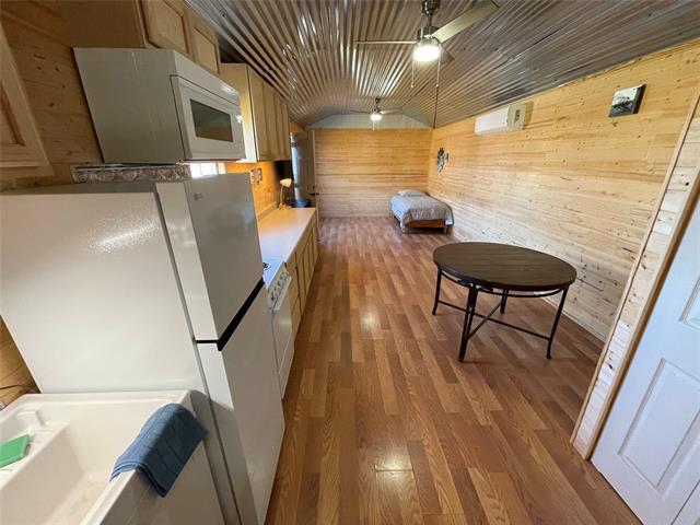 Building Photo - 7911 US-277