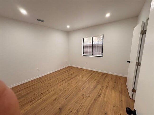 Building Photo - 1721 SW 12th St