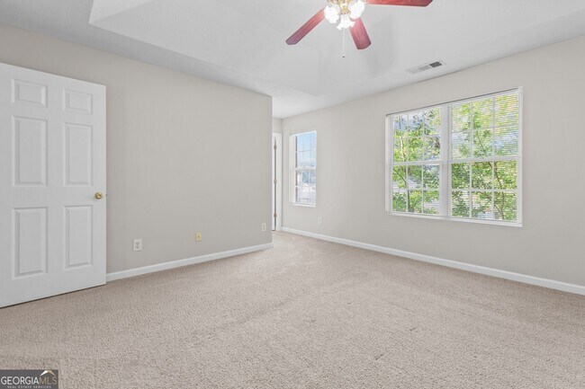 Building Photo - 2284 Oakland Spring Dr