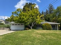 Building Photo - Charming single level 3 bedroom 2 bath Lafayette home now available for move in!