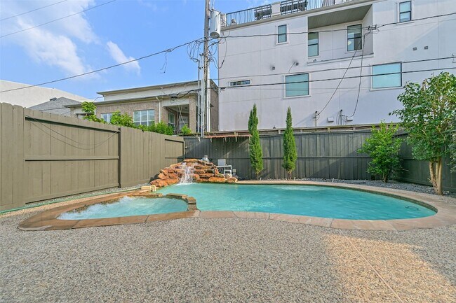 Building Photo - 5453 Fairdale Ln