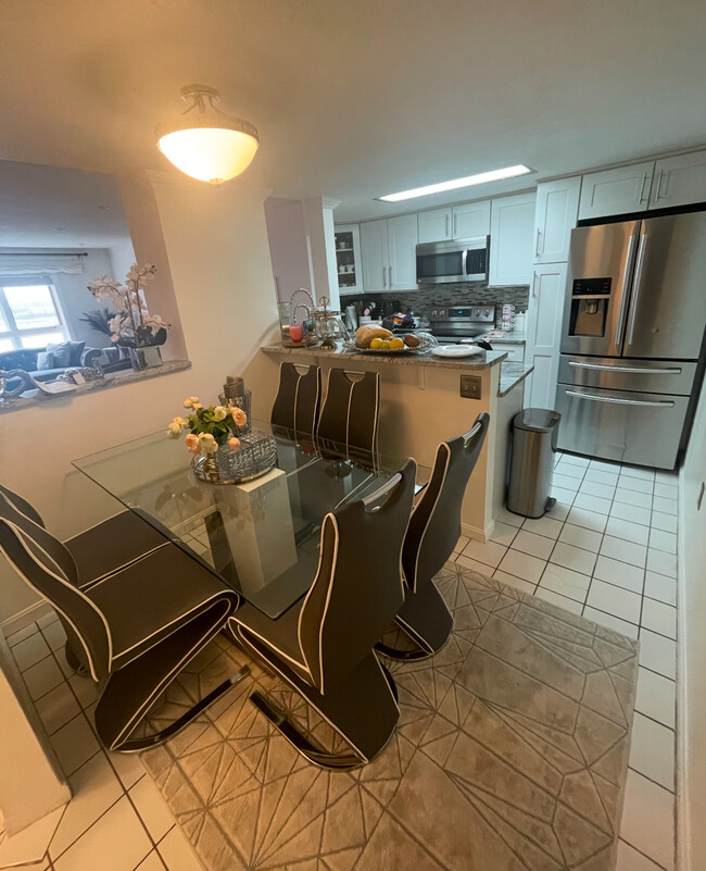 Kitchen&Dining area!! - 165 Cottage St