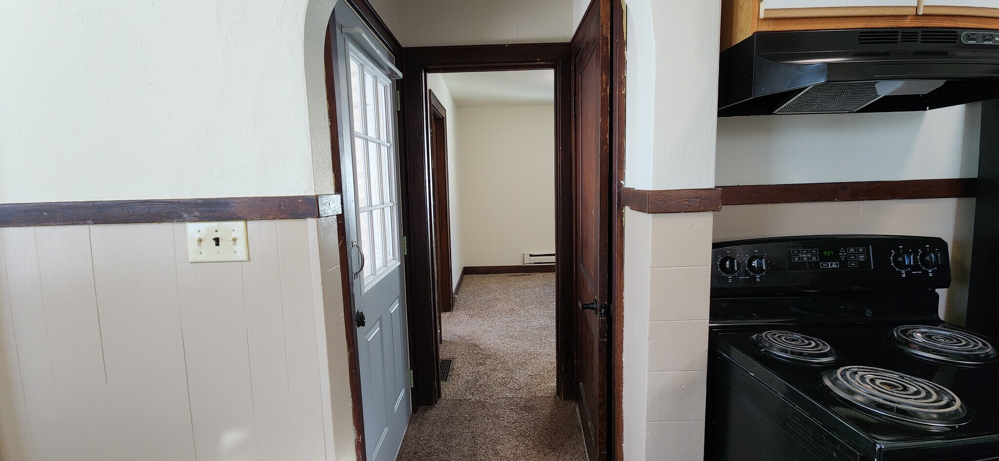 Building Photo - 2238 West Ave S