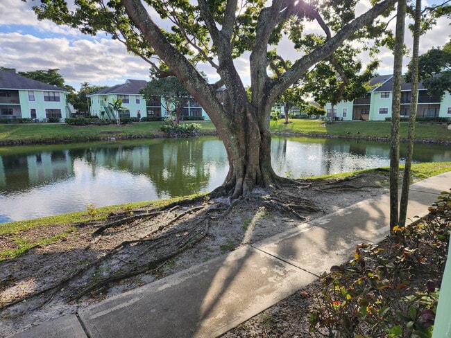 Building Photo - 3973 NW 87th Ave