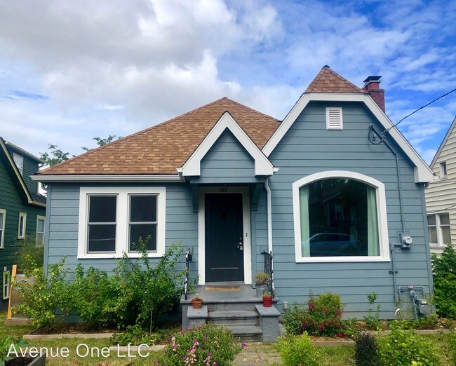 3 br, 1 bath House 3411 16th Ave South Seattle, WA Apartment Finder