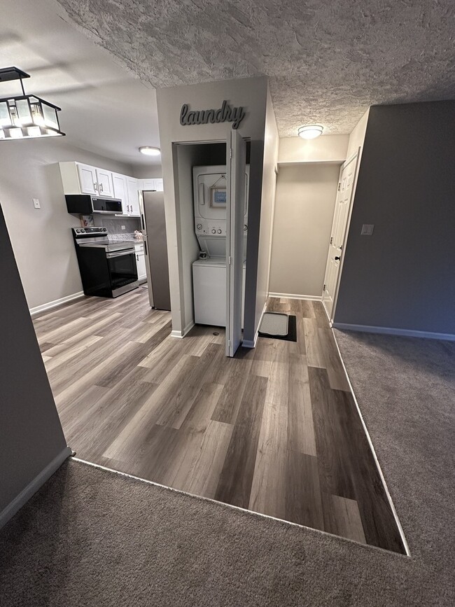 Building Photo - 2600 Light Road