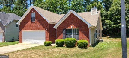 Building Photo - 1593 Queen Elizabeth Dr