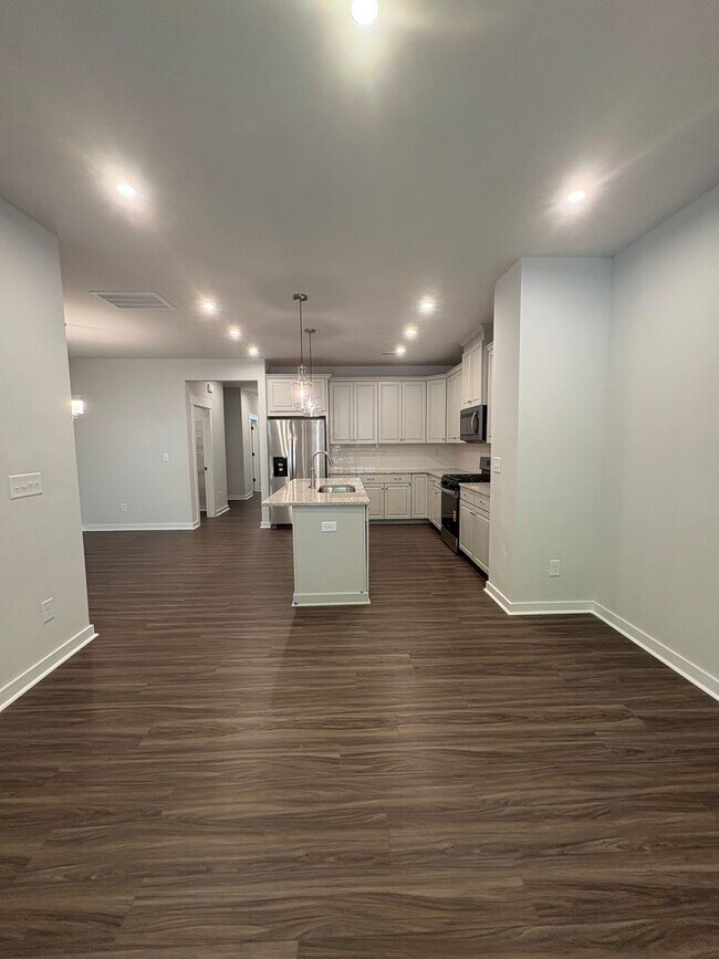 Building Photo - New Construction