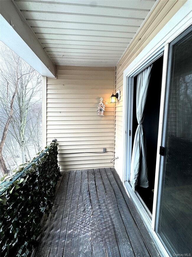 Building Photo - 634 Fox Run Ln