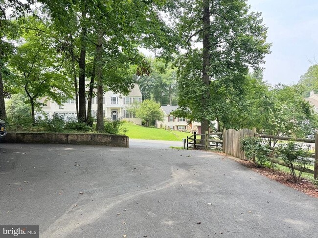 Building Photo - 3302 Aquia Dr