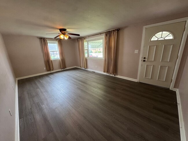 Building Photo - 2600 Harrison Ave