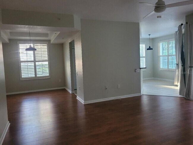 Building Photo - 820 Lantern Way