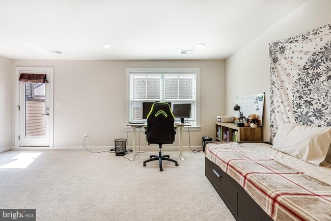 Building Photo - 2335 Water Promenade Ave