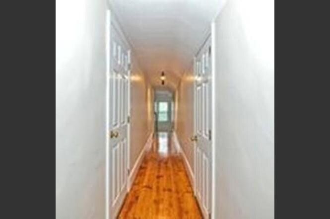 Building Photo - 25R Saunders St