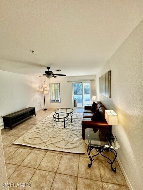 Building Photo - 9430 Ivy Brook Run