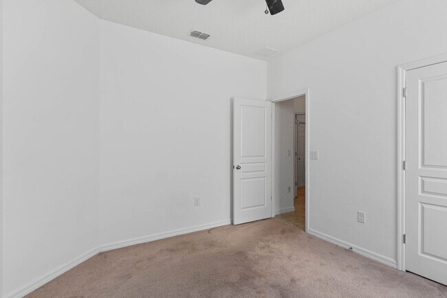 Building Photo - Stonewood Estates 4 bedroom home available...