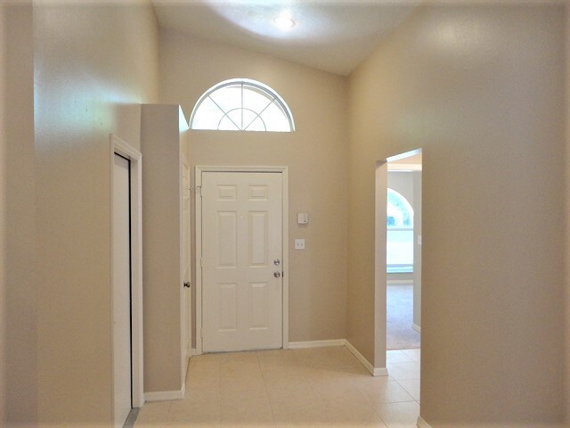 Building Photo - 522 Beth Ann St