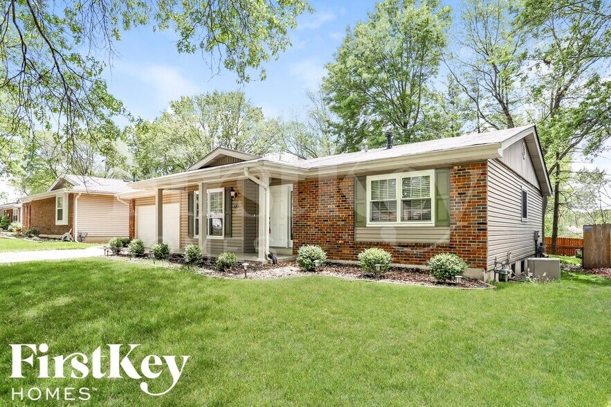 Building Photo - 522 Ballwood Dr