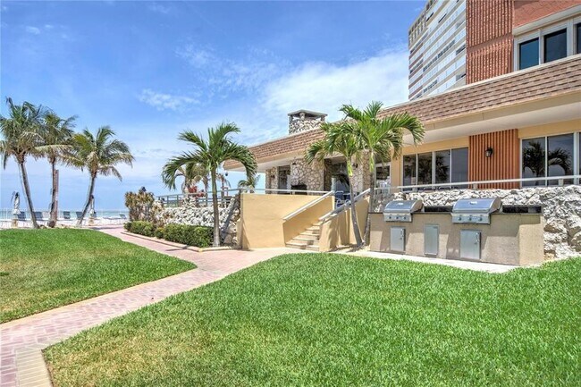 Building Photo - 17920 Gulf Blvd