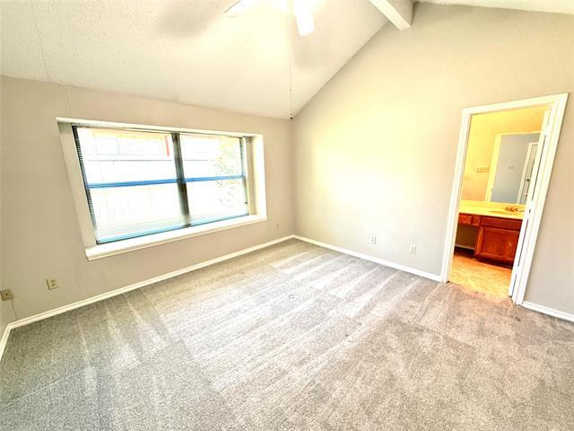 Building Photo - 1321 Chicota Dr