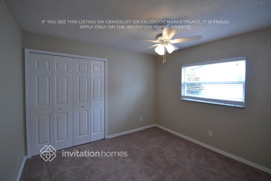 Building Photo - 12105 72nd St N