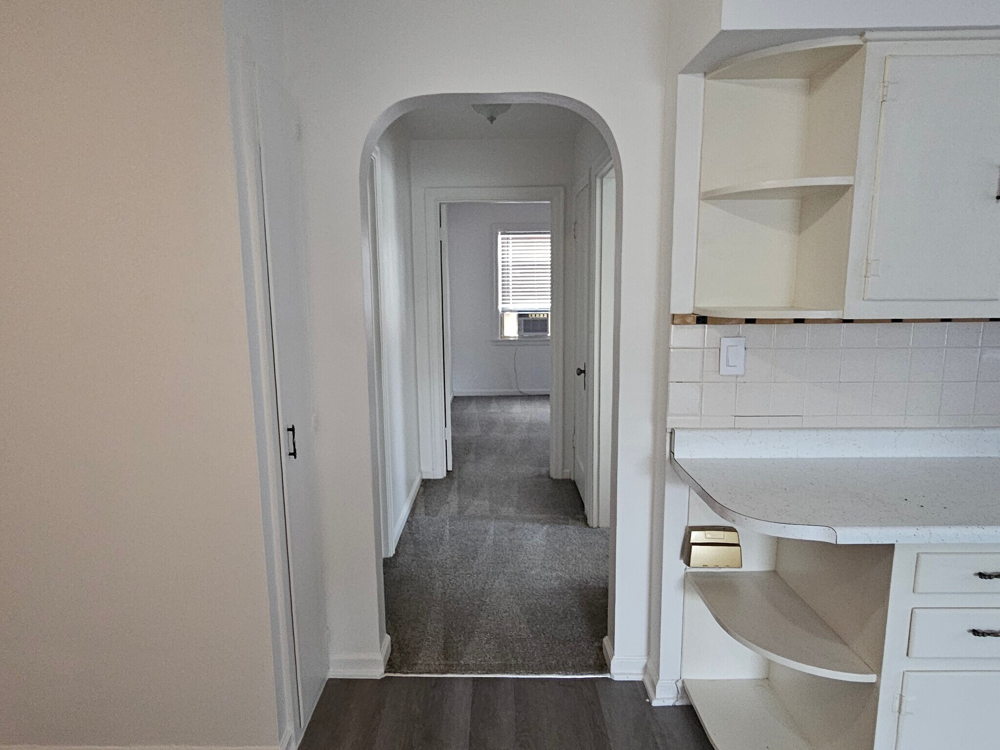 Hallway - 105 Ohio St