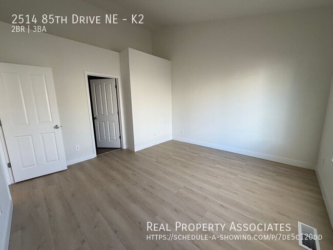 Building Photo - 2514 85th Dr NE