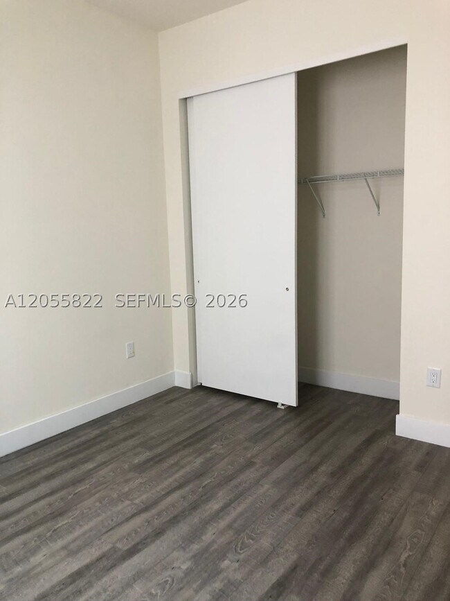 Building Photo - 10309 NW 66th St