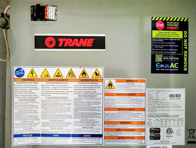 Building Photo - 5590 NW 61st St