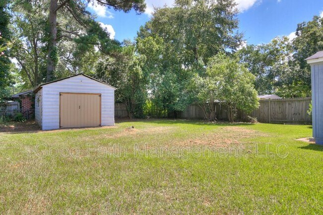 Building Photo - 2507 Elderberry Dr