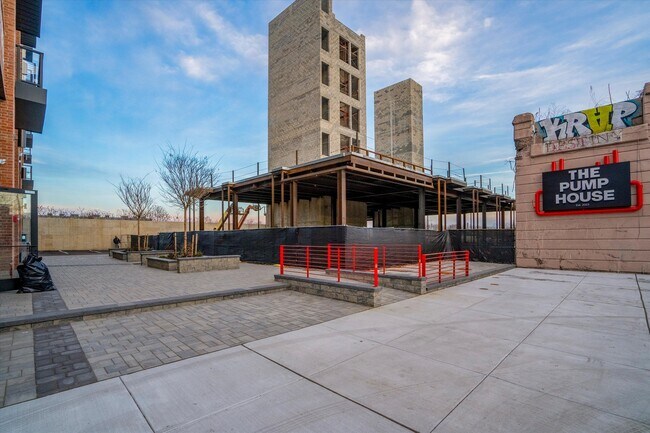 Building Photo - 2157 E Lehigh Ave