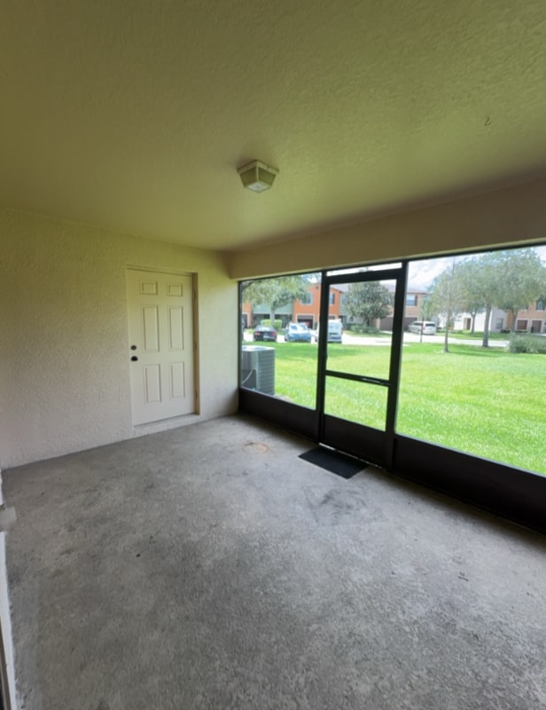 Building Photo - 2516 Oleander Lakes Dr