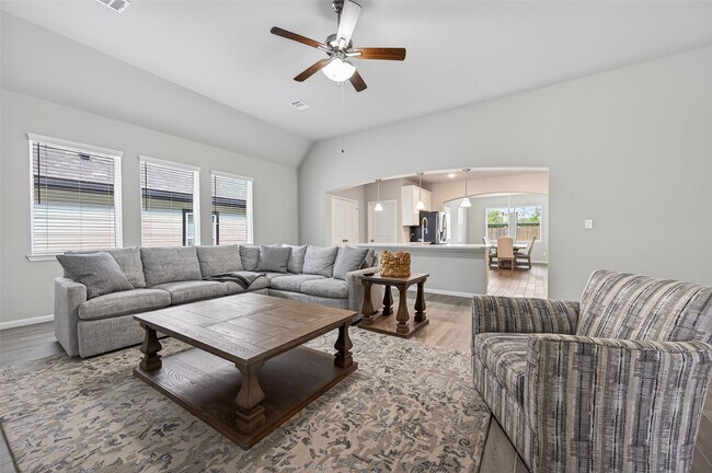 Building Photo - 11676 Whirlaway Dr