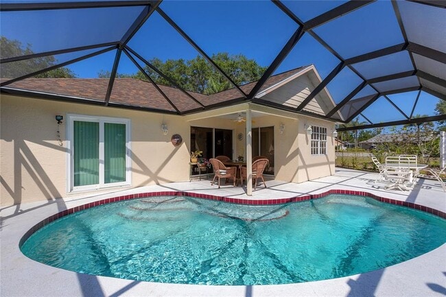 Building Photo - 4527 Hamlets Grv Dr