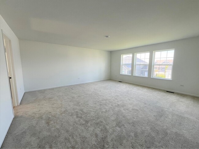 Building Photo - 218 Rhinebeck Wy
