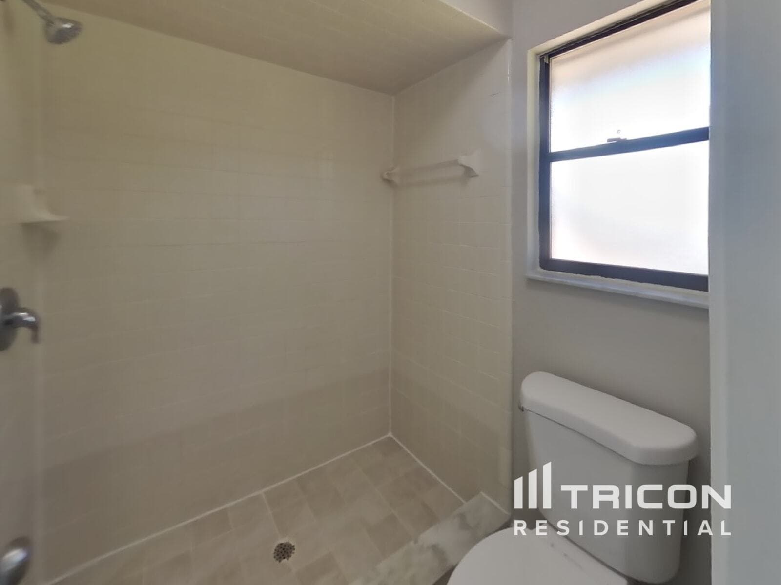 Building Photo - 2608 Bottomridge Dr