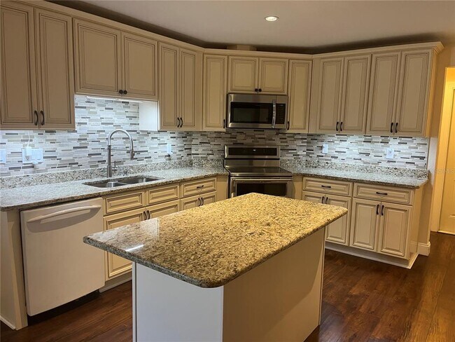 Building Photo - 2780 Merlin Way