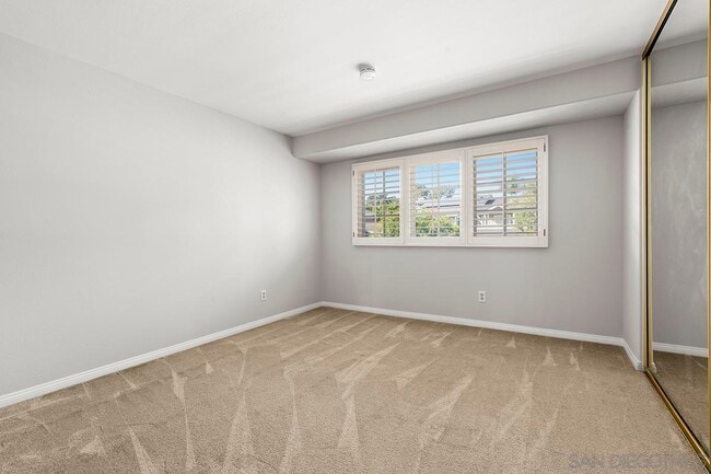 Building Photo - 4485 Sunset Bluffs Way
