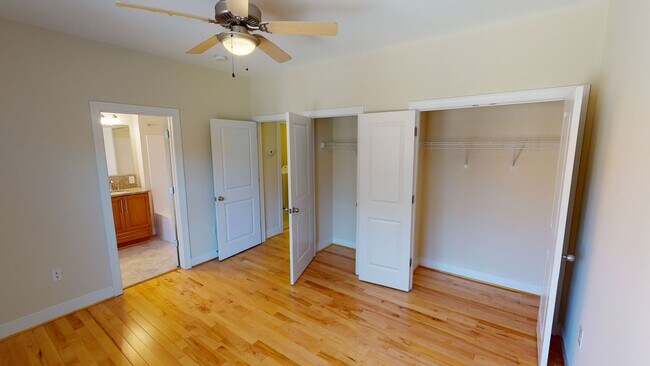 Building Photo - 3016 Patterson Ave