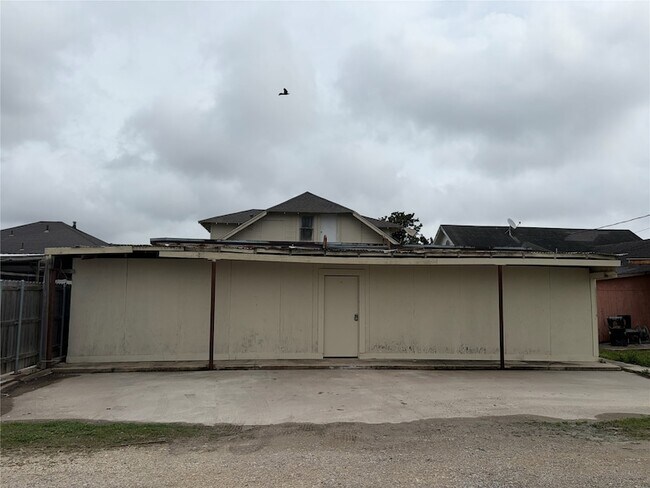 Building Photo - 931 9th Ave