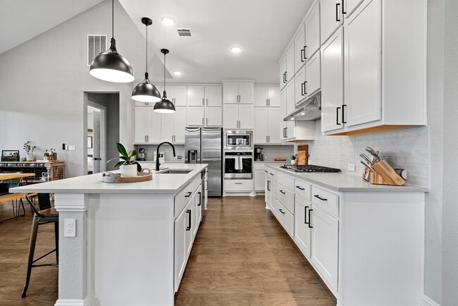 Building Photo - 209 Northcrest Dr