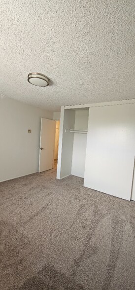 Building Photo - 10635 Colima Rd