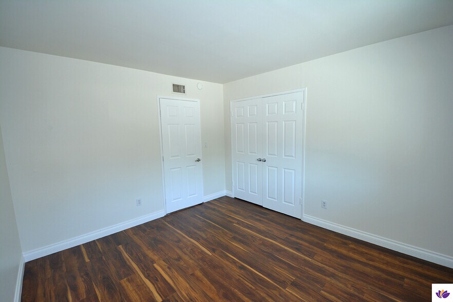 Building Photo - 23701 Bessemer St