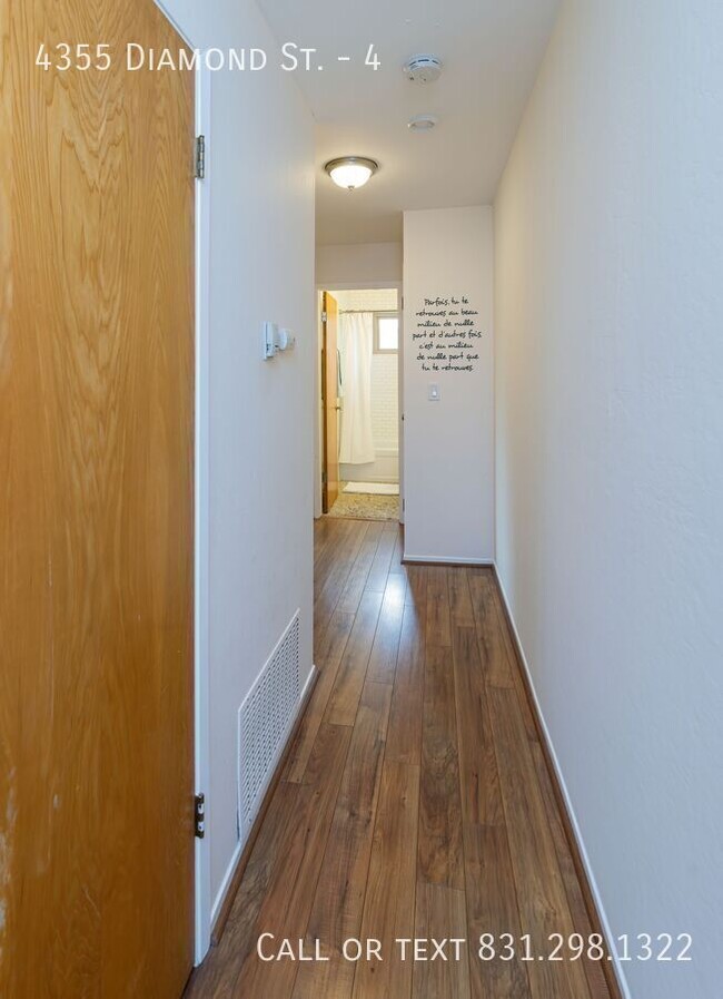 Building Photo - 4355 Diamond St