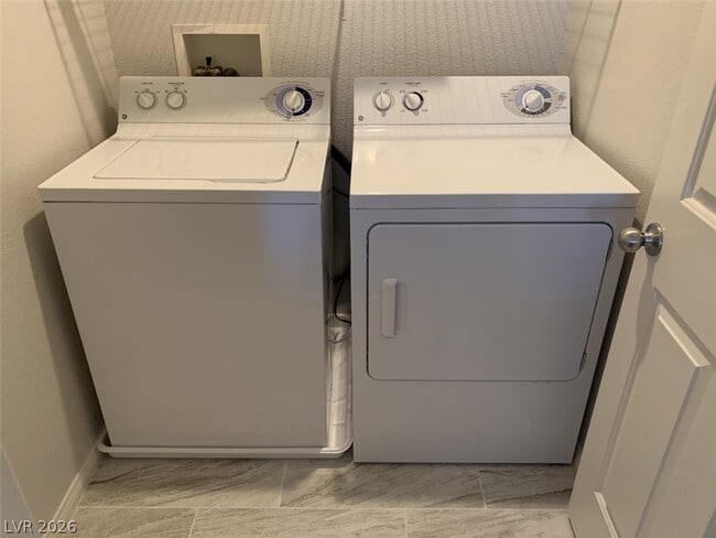 Building Photo - 5063 Lime Kiln Ave