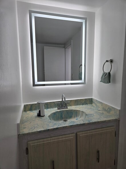 Building Photo - 2935 NE 163rd St