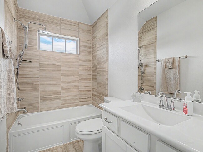 Building Photo - 6019 Dovetail Cliff Ct