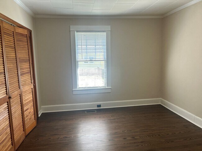 Building Photo - 3 Bedroom RANCH!! ***$200 FREE GROCERIES***